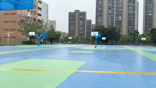 籃球場翻新